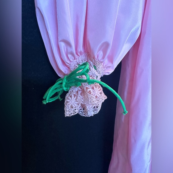 Vintage Matej for Odette Barsa Pink Taffeta Hostess Robe. Size Small - Picture 6 of 6